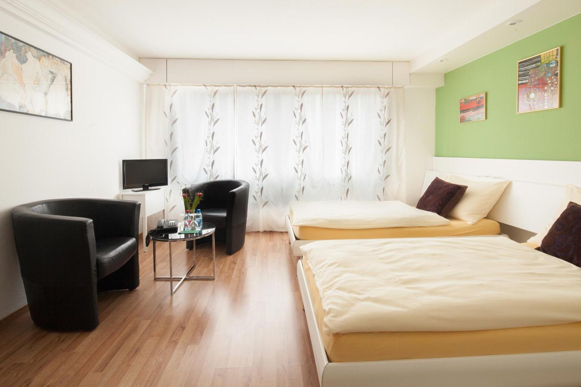 Metropol Hotel Biel Luaran gambar